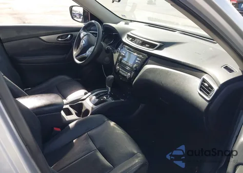 2016 Nissan Rogue Sv z USA, uszkodzony, nr VIN 5N1AT2MT0GC844717